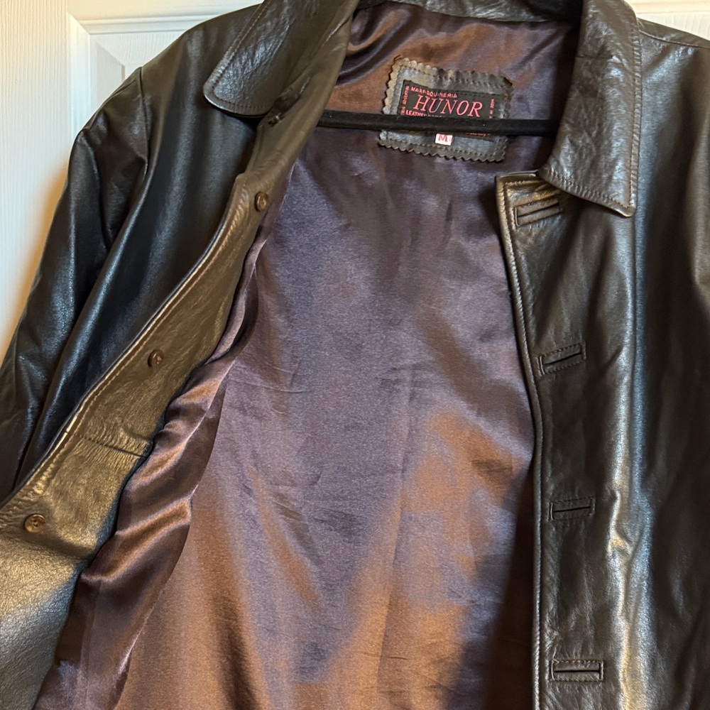 Vintage Black Leather Jacket - Picture 3 of 4